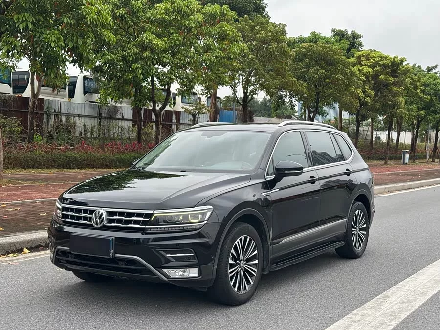Volkswagen Tiguan L