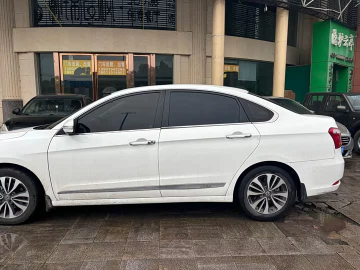 Dongfeng A60