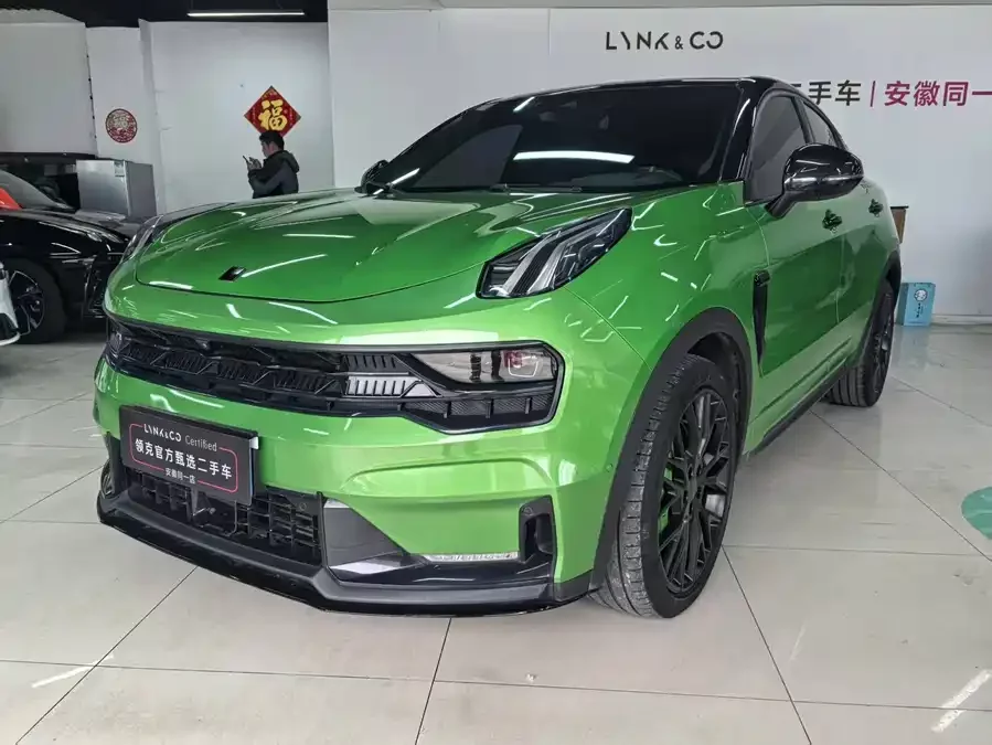 Lynk & Co 05