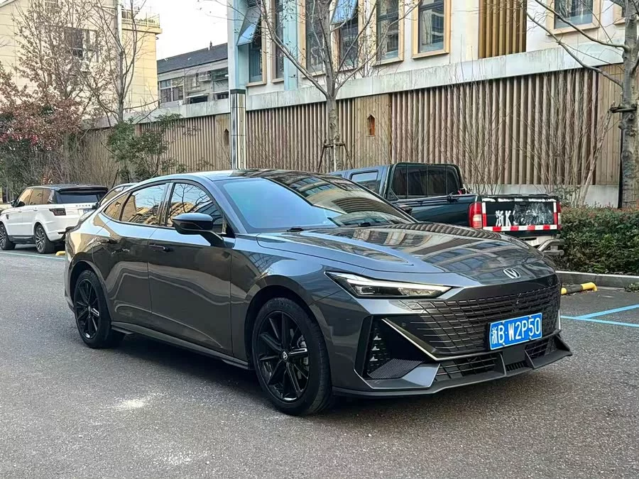 Changan UNI-V