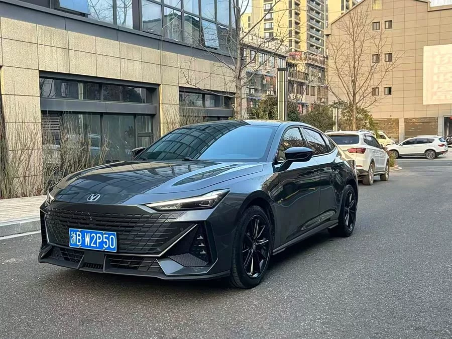 Changan UNI-V
