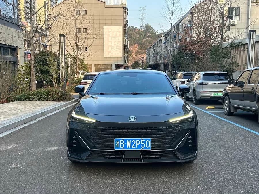 Changan UNI-V