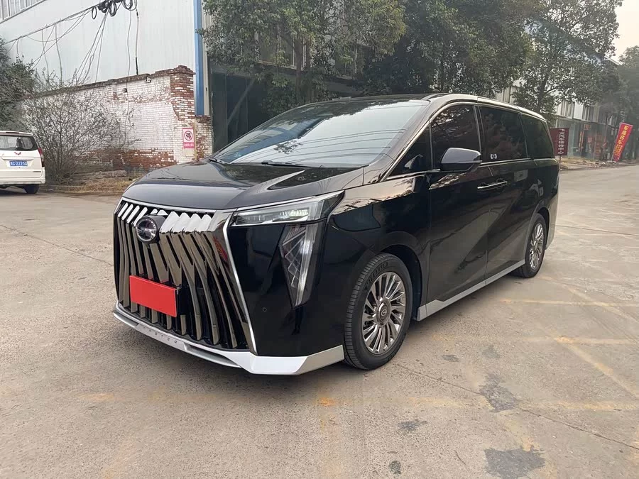 GAC Trumpchi M8