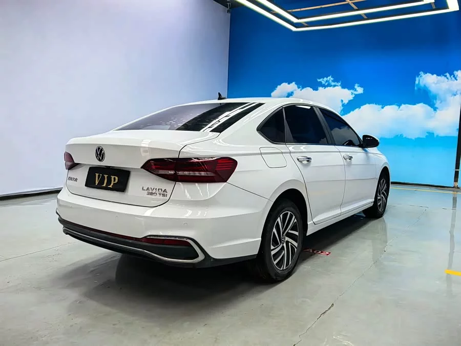 Volkswagen Lavida