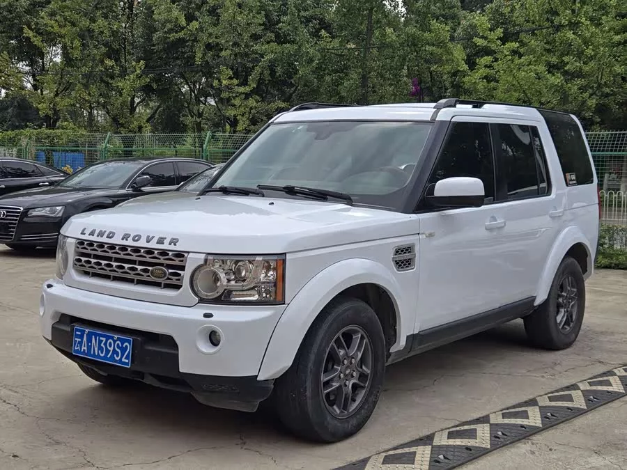 Land Rover finds