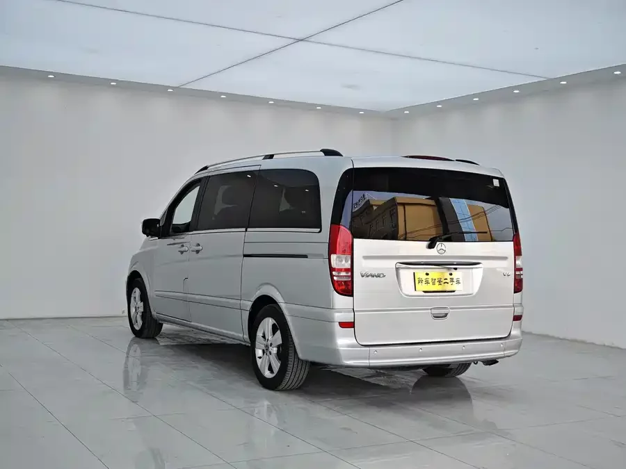Mercedes Benz Viano
