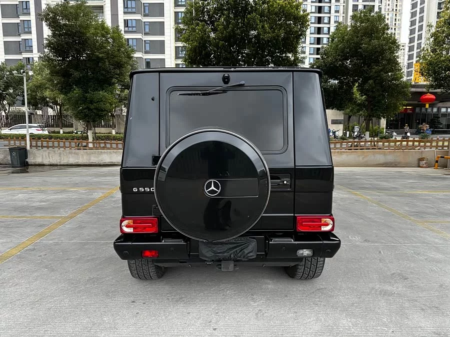 Mercedes Benz G-rated