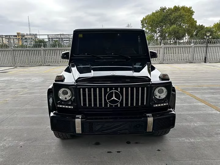 Mercedes-Benz G-rated