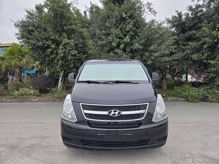 Hyundai H-1 Huiyi