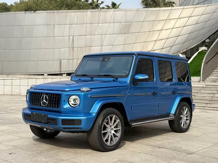 Mercedes Benz G-rated