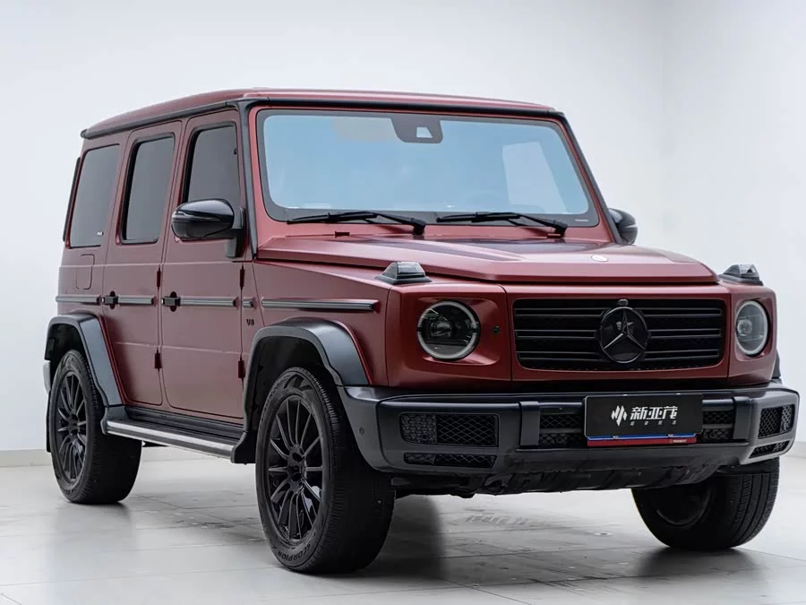 Mercedes Benz G-rated