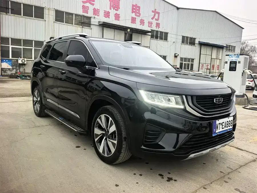 Geely Okavango