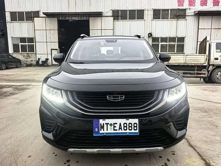 Geely Okavango