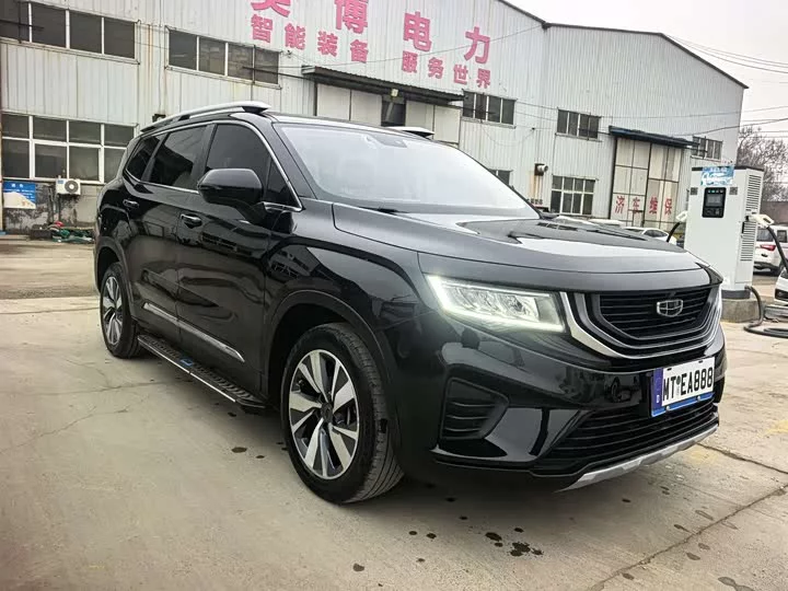 Geely Okavango