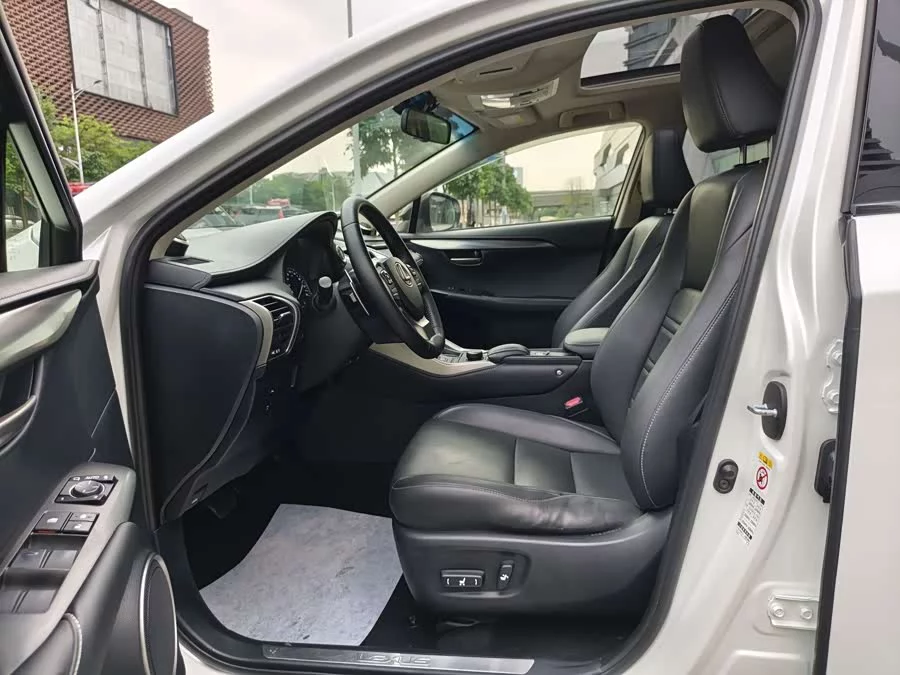 Lexus NX