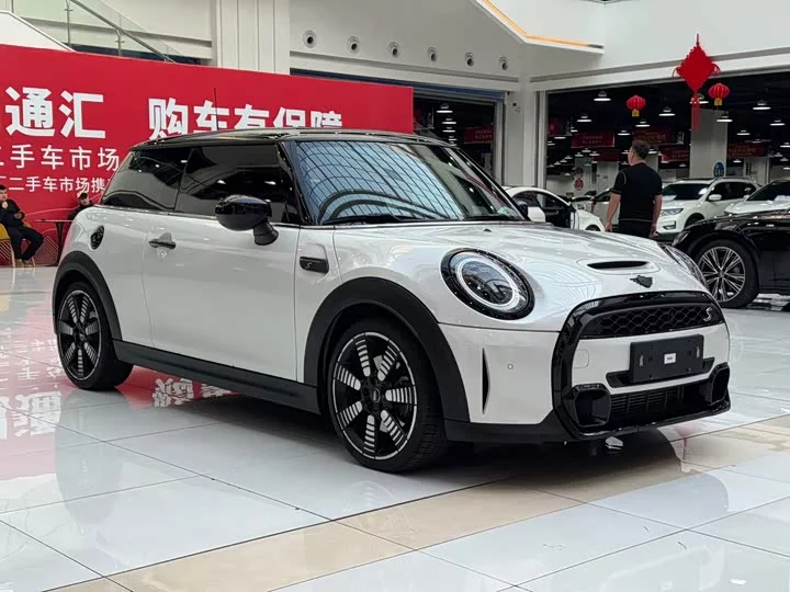 MINI 