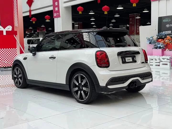MINI 