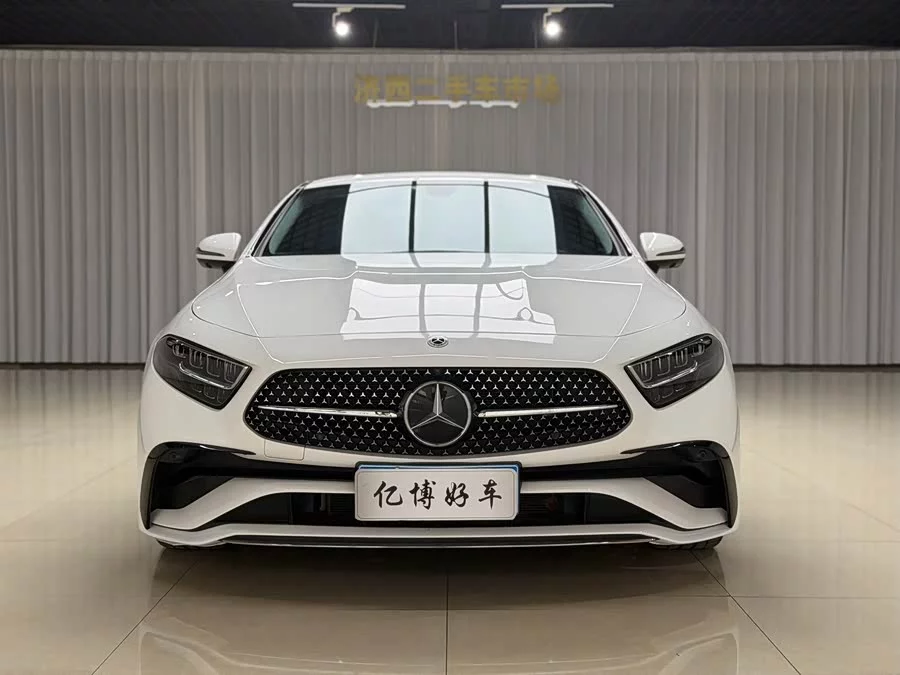 Mercedes Benz CLS