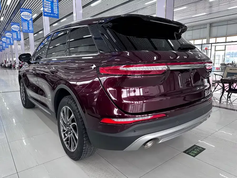 Lincoln Adventurer