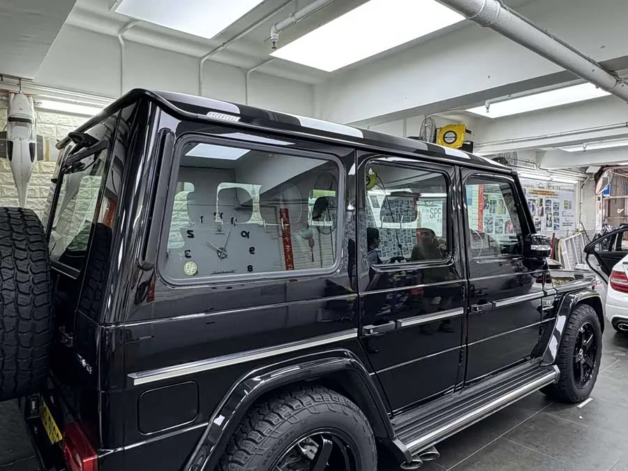 Mercedes Benz G-rated