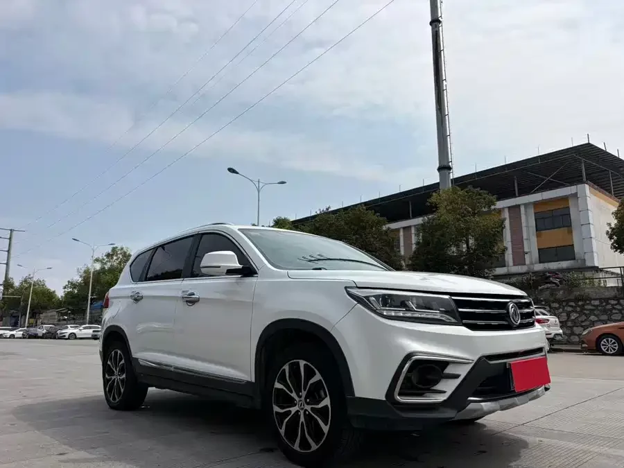 Dongfeng Jingyi X5