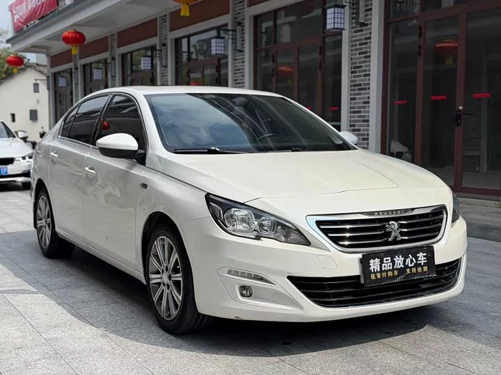 Peugeot 408