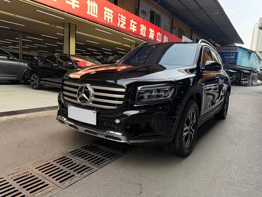 Mercedes Benz GLB