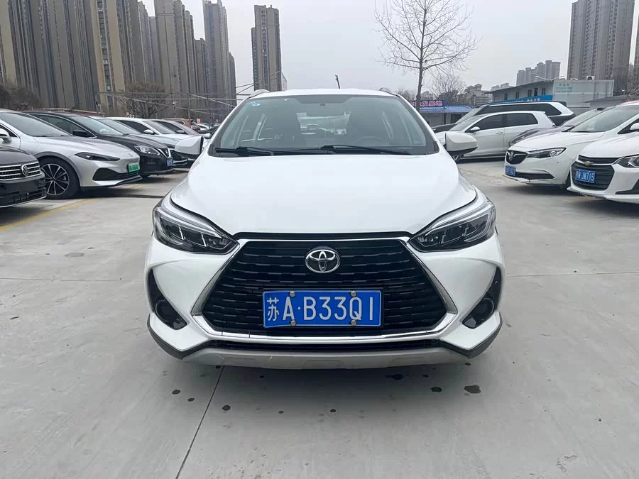 Toyota YARiS L