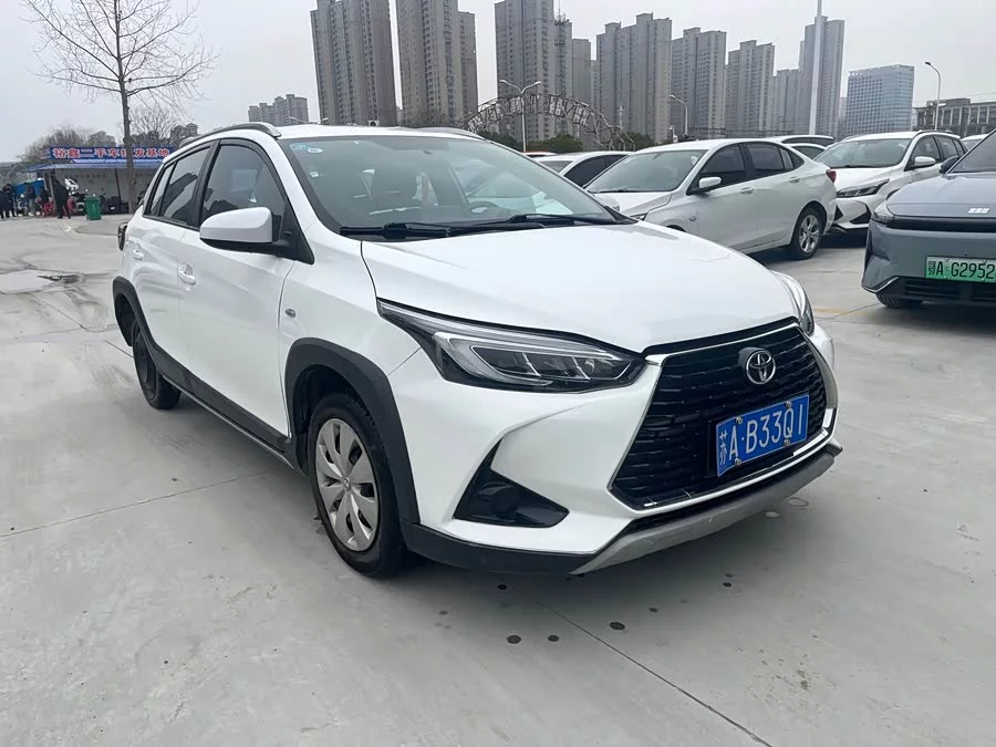 Toyota YARiS L