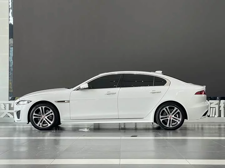 Jaguar XEL