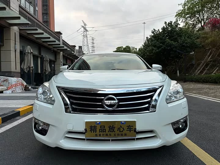 Nissan Teana