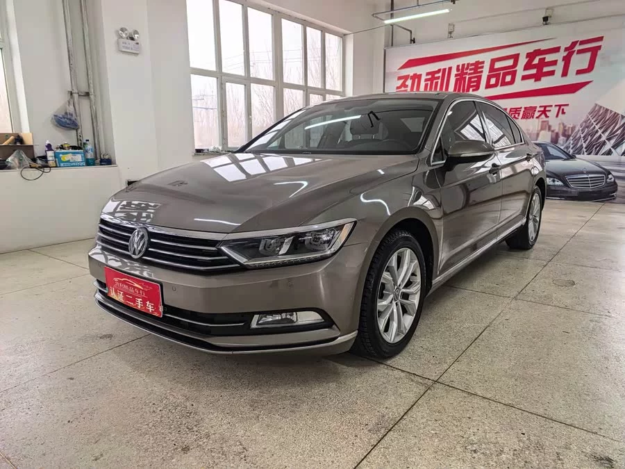 Volkswagen Magotan