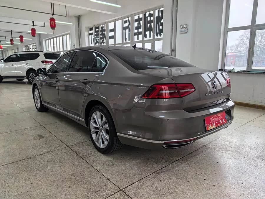 Volkswagen Magotan