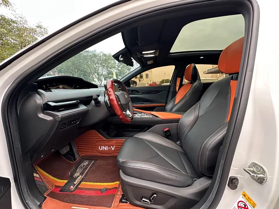 Changan UNI-V