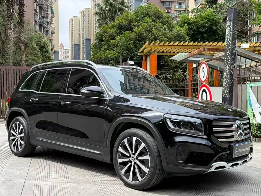 Mercedes Benz GLB