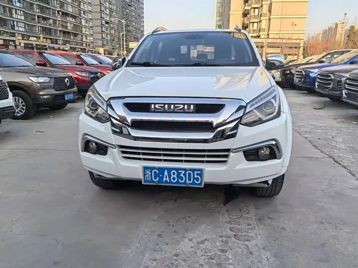 Isuzu D-MAX