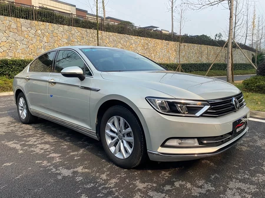 Volkswagen Magotan