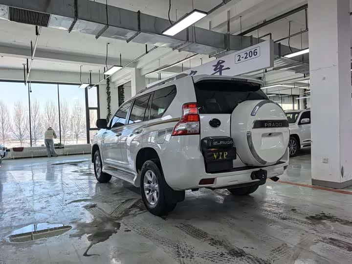 Toyota Prado