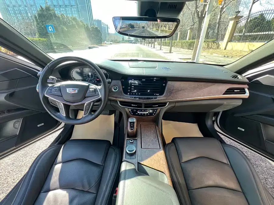 Cadillac CT6