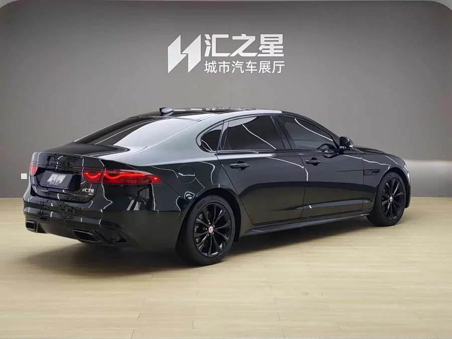 Jaguar XFL