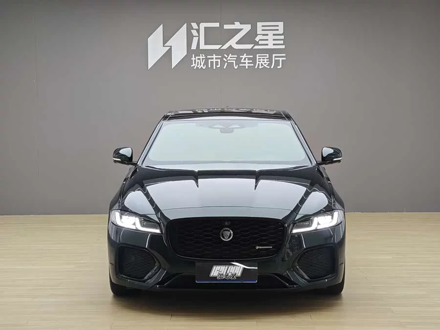 Jaguar XFL