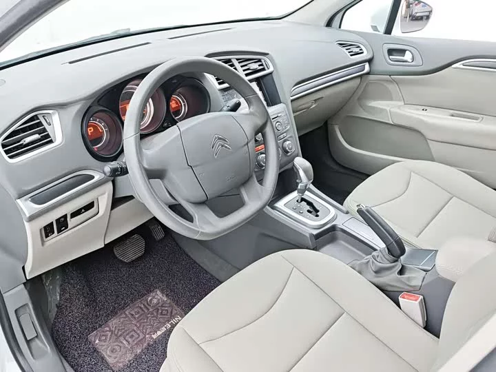 Citroën C4L