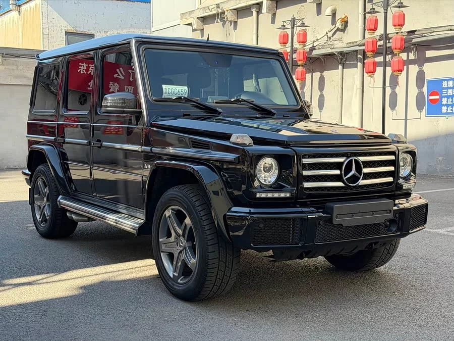Mercedes Benz G-rated