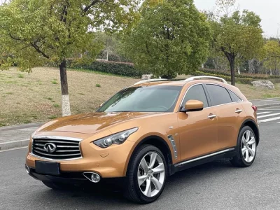 Infiniti QX70