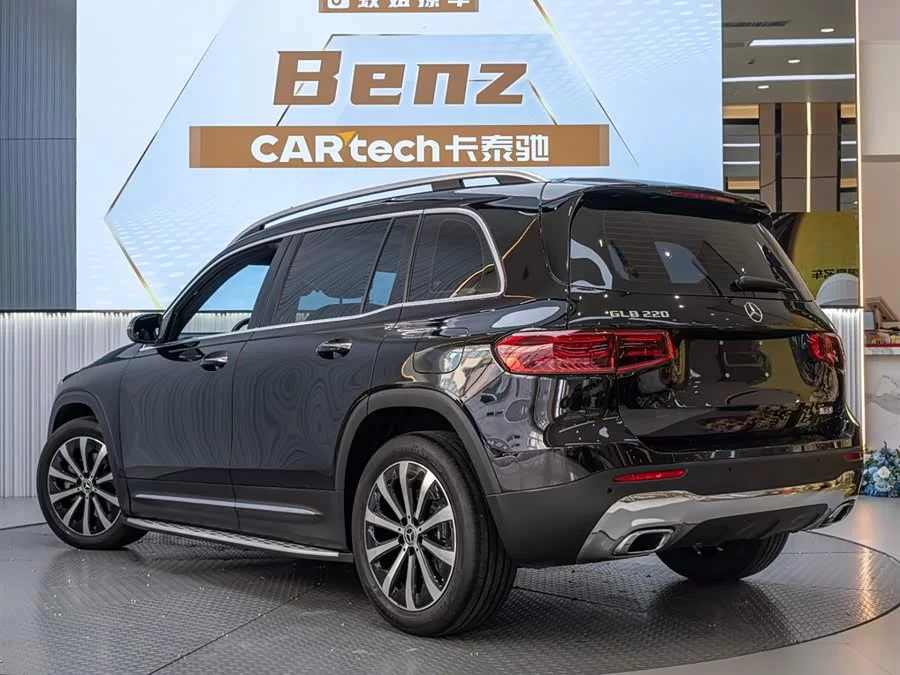 Mercedes Benz GLB