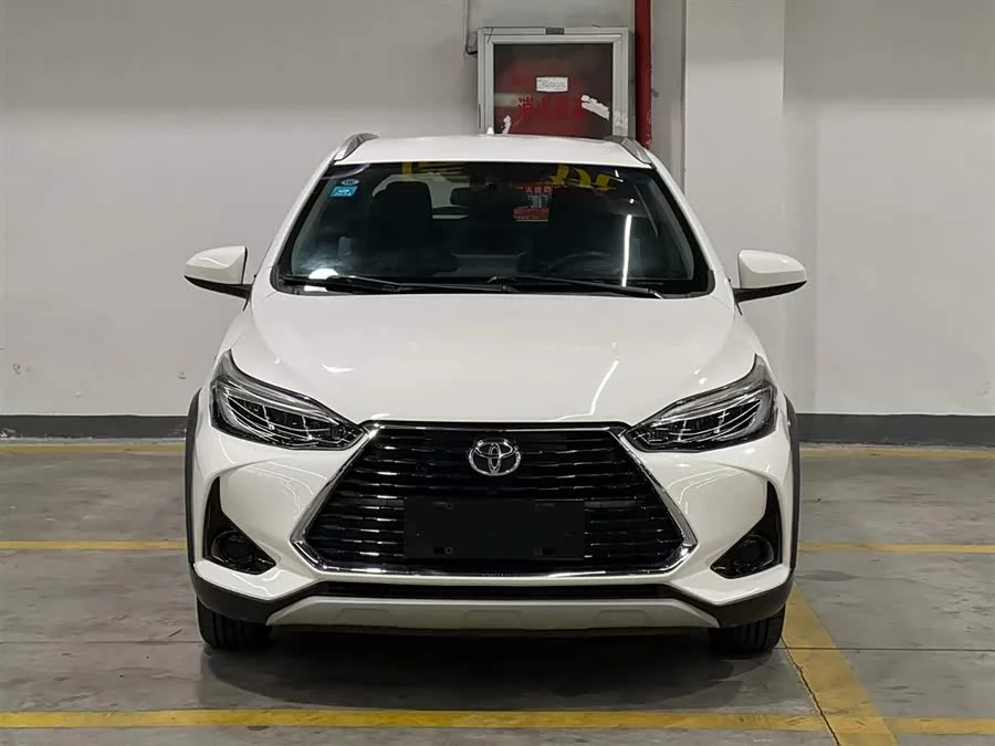Toyota YARiS L