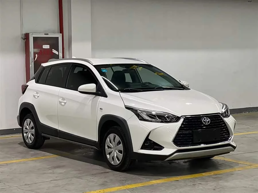 Toyota YARiS L