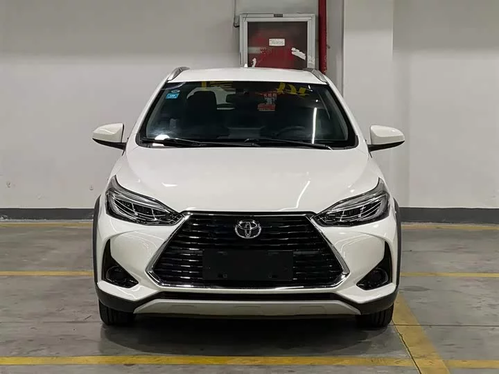 Toyota Yaris L