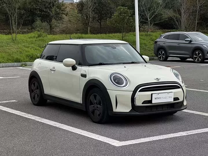 MINI 