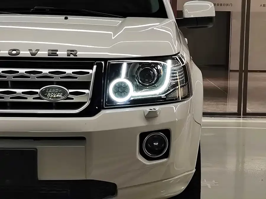 Land Rover Freelander 2